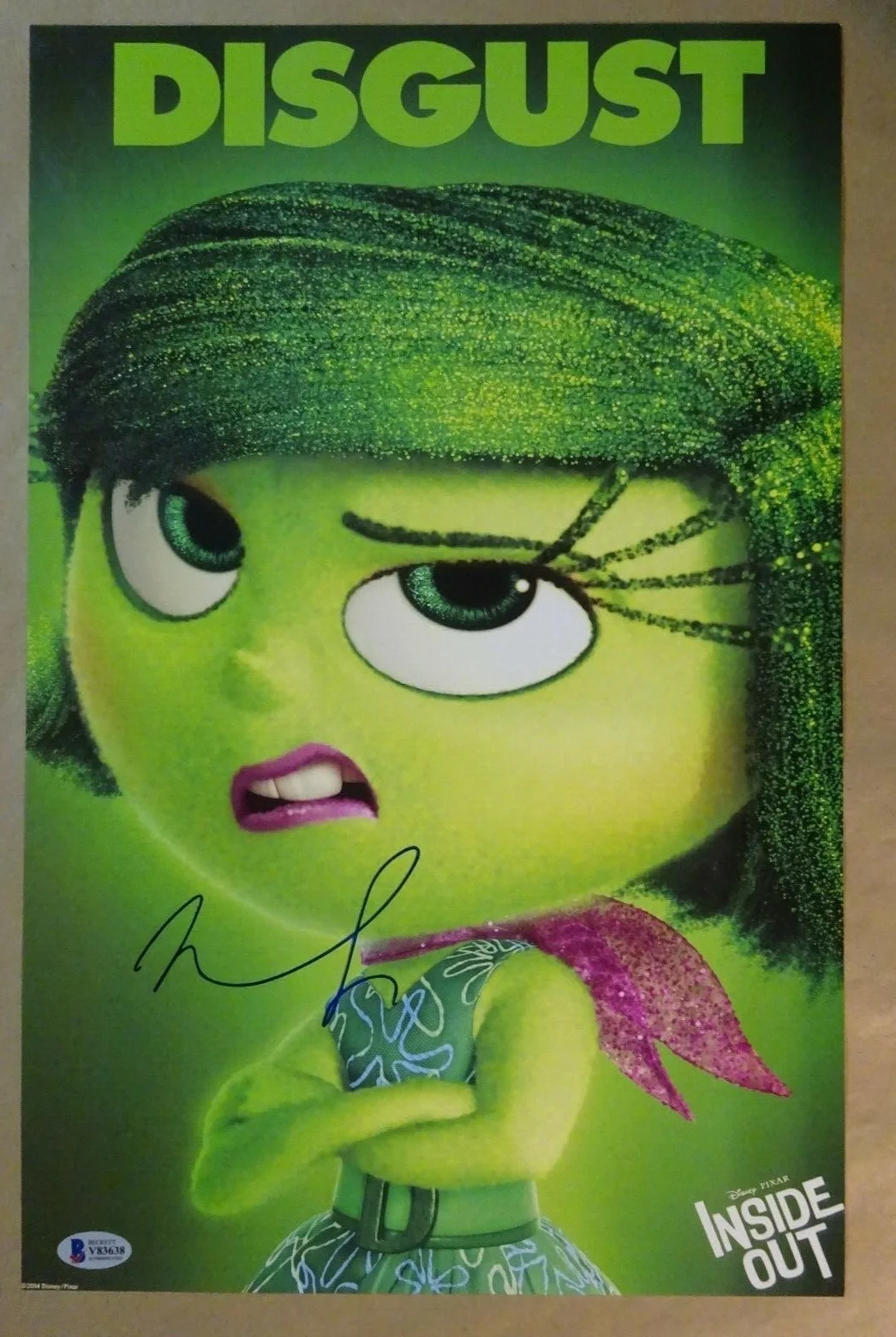Mindy Kaling — Signed MINDY KALING Autographed INSIDE OUT DISGUST 11"x17" Photo BECKETT BAS COA, image 2