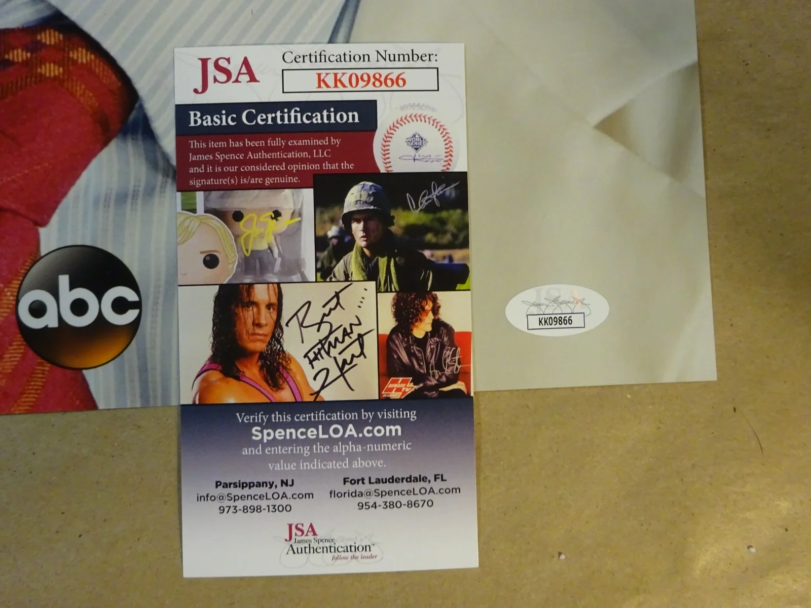 Ken Jeong — Signed KEN JEONG Autographed Dr. Ken ABC 12"x18" Photo JSA COA, изображение 5