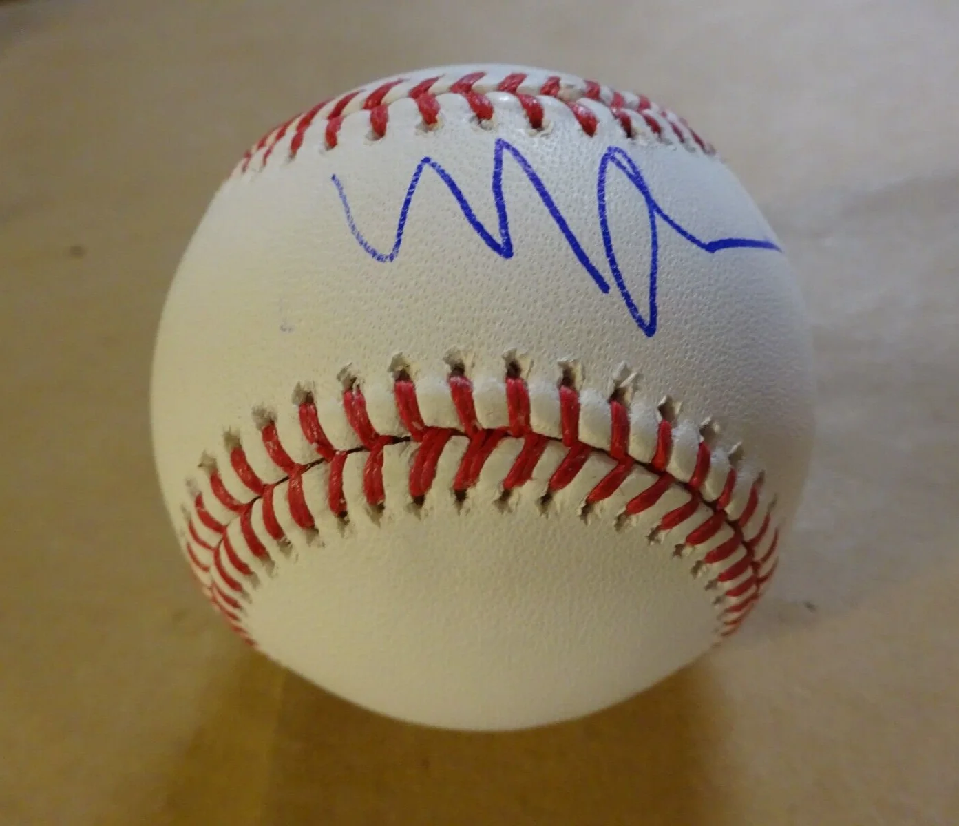 Mark Ruffalo — Signed Mark Ruffalo Autographed Baseball Beckett BAS COA Hulk Marvel, image 2