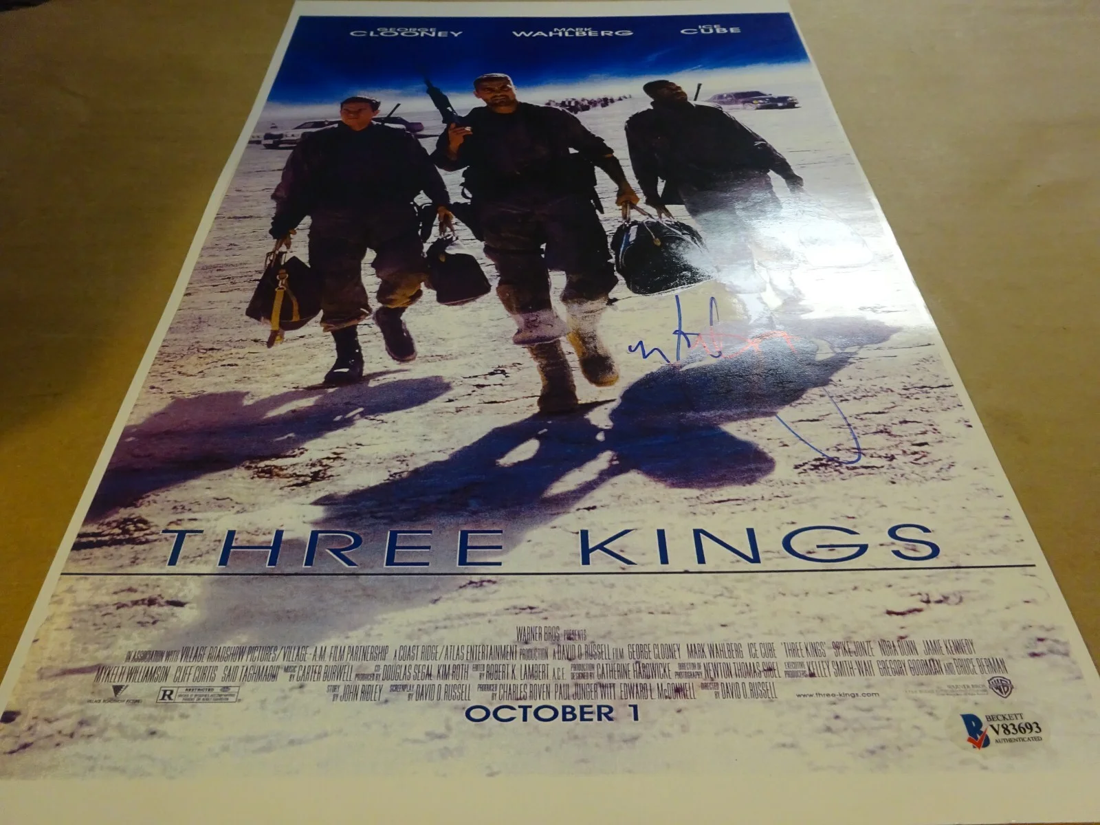 Mark Wahlberg — Signed Mark Wahlberg Autographed Three Kings Photo 11"x17" Beckett BAS COA, image 3