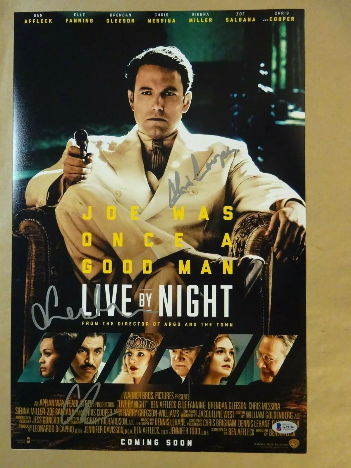 Chris Cooper, Chris Messina, Sienna Miller — Signed LIVE BY NIGHT Autographed By 3 12x18 Photo Cooper Miller BECKETT COA LOA, изображение 2