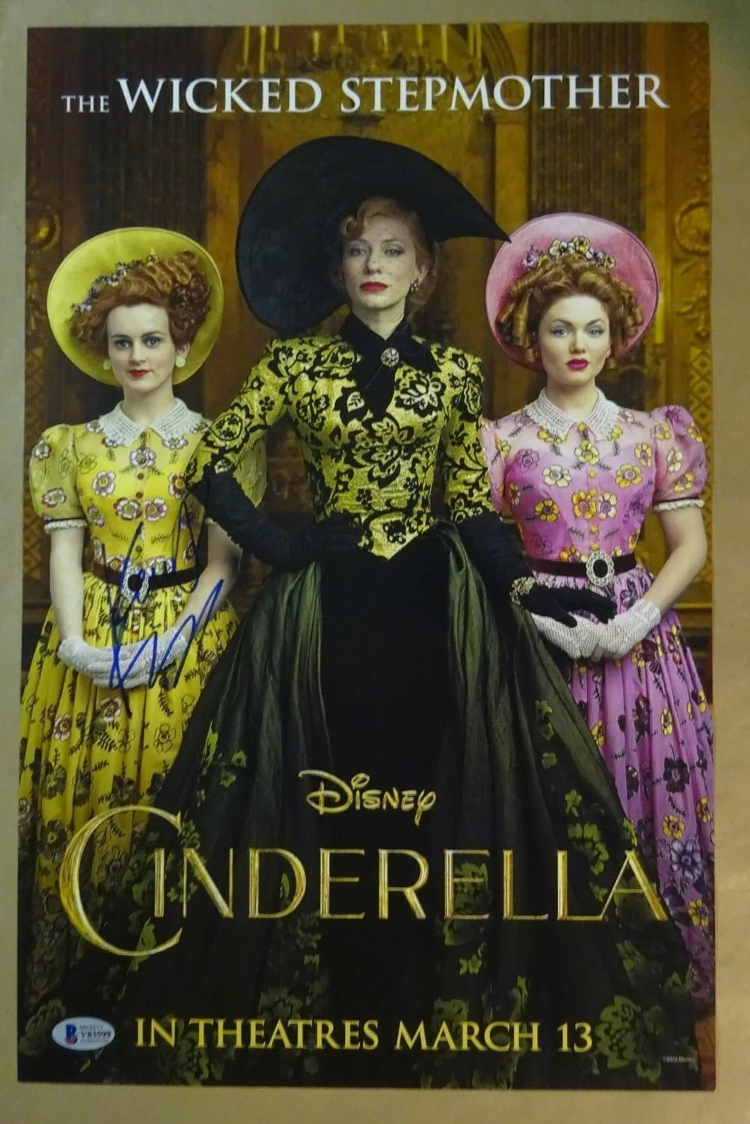 Kenneth Branagh — Signed KENNETH BRANAGH Autographed Disney CINDERELLA 11"x17" Photo BECKETT COA, изображение 2