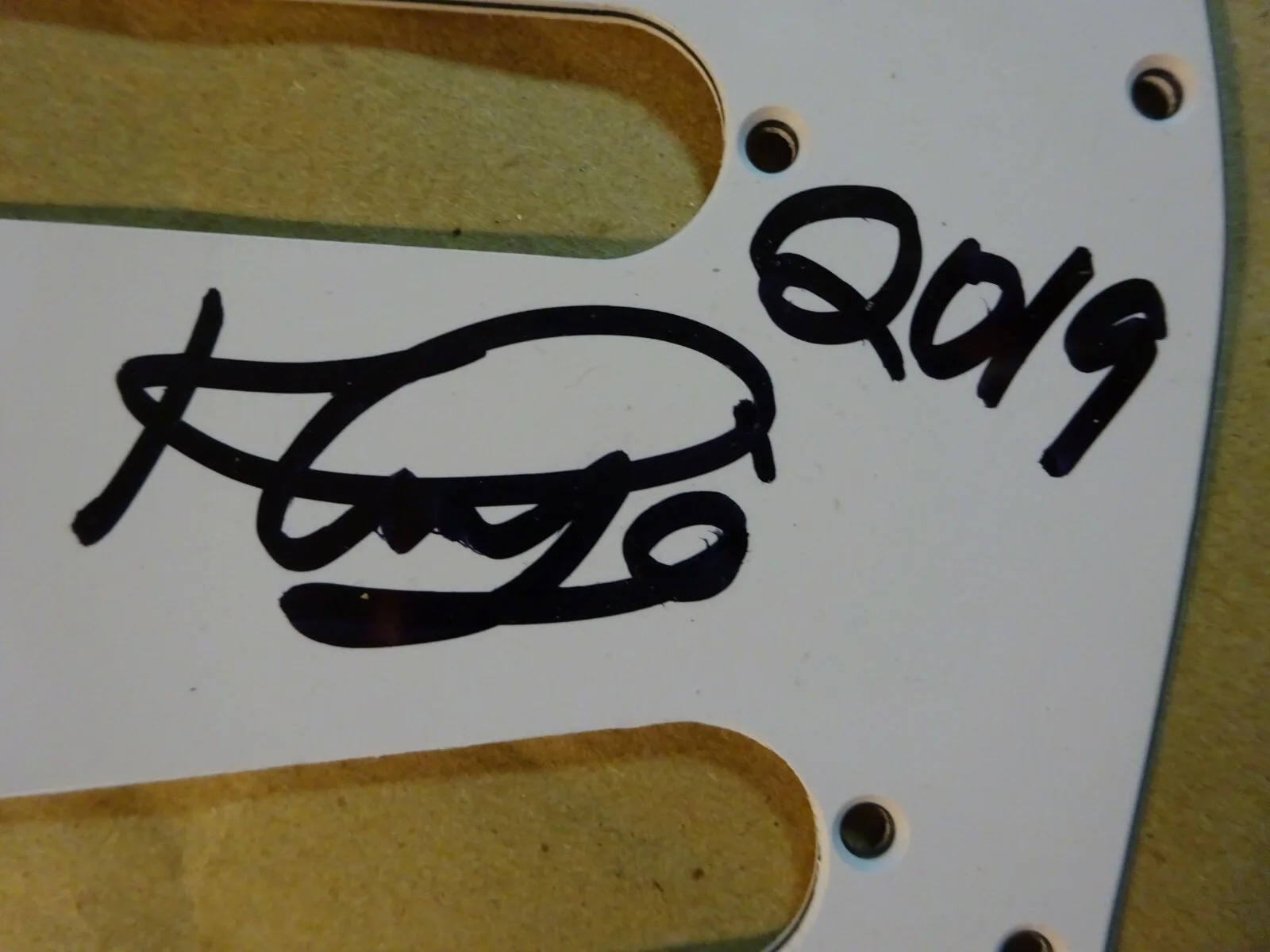 Autographed GOODIE MOB Signed Stratocaster Pick Guard Green Khujo T-Mo Big Gipp, изображение 5