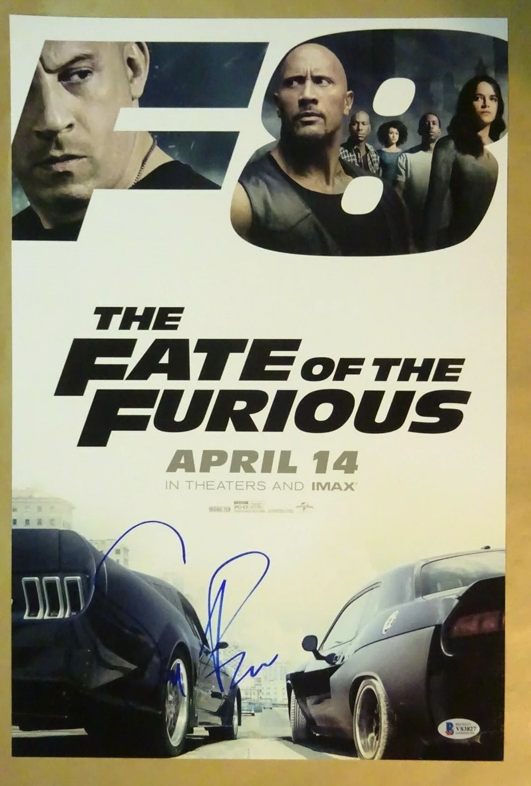 Scott Eastwood — Signed SCOTT EASTWOOD Autographed Fate Of The Furious 12"x18" Photo BECKETT COA, изображение 2