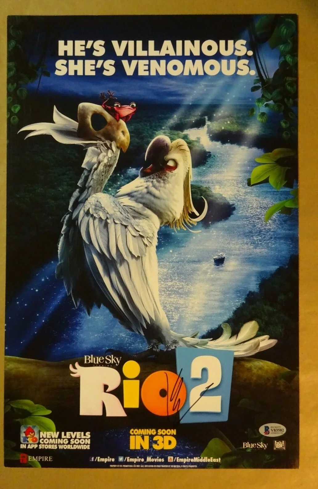 Kristin Chenoweth — Signed KRISTIN CHENOWETH Autographed RIO 2 11"x17" Photo Beckett BAS COA, изображение 2