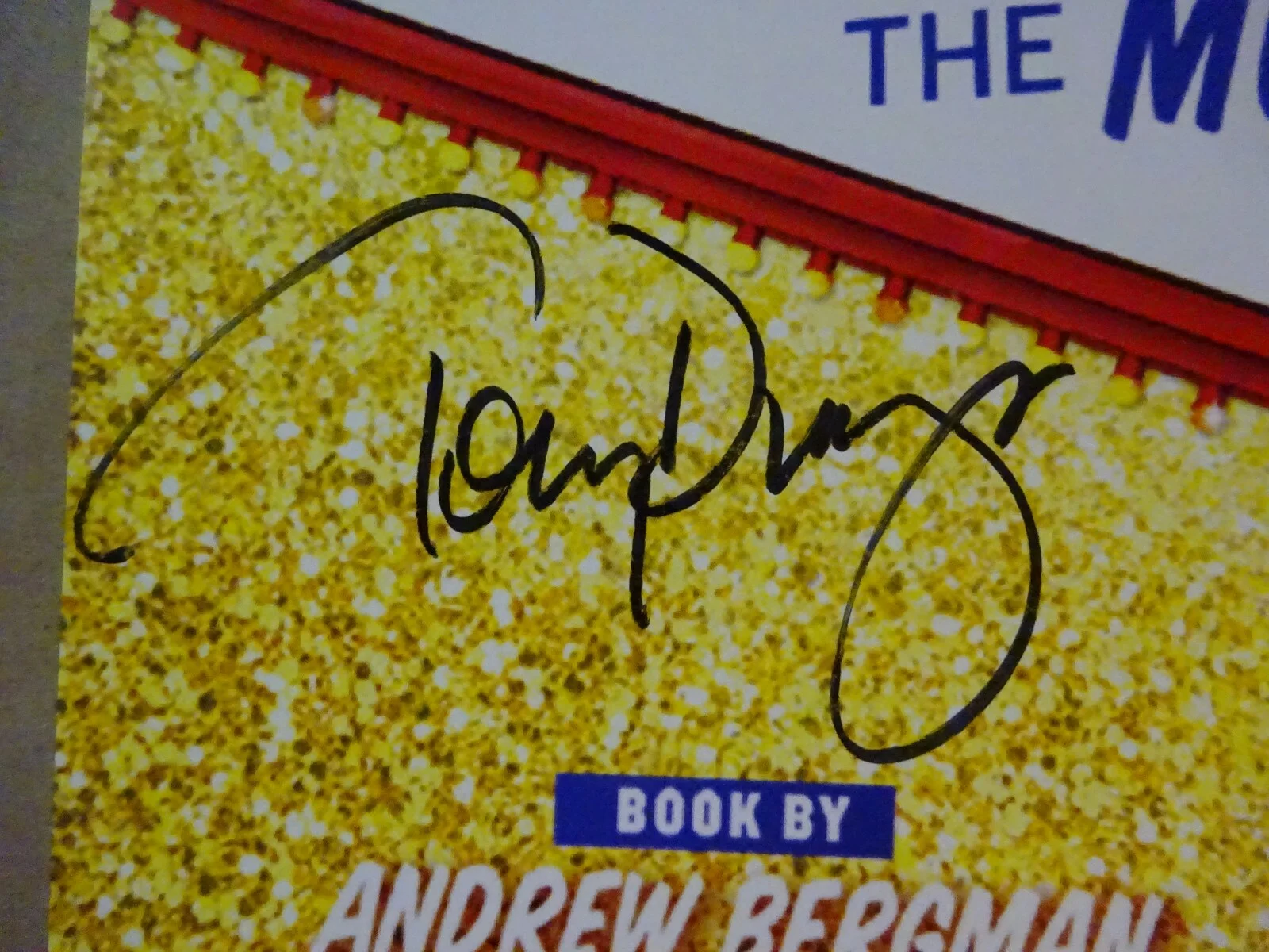 3 — Signed DANZA MCCLURE + Autographed Honeymoon in Vegas Poster 11"x17" BECKETT COA, изображение 4