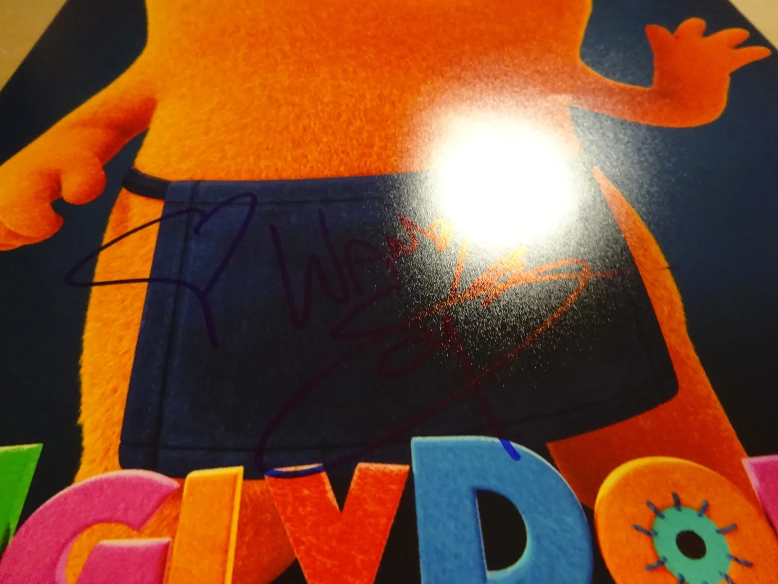 Wanda Sykes — Signed Wanda Sykes Autographed 11"x17" UglyDolls Photo Beckett BAS COA, image 4
