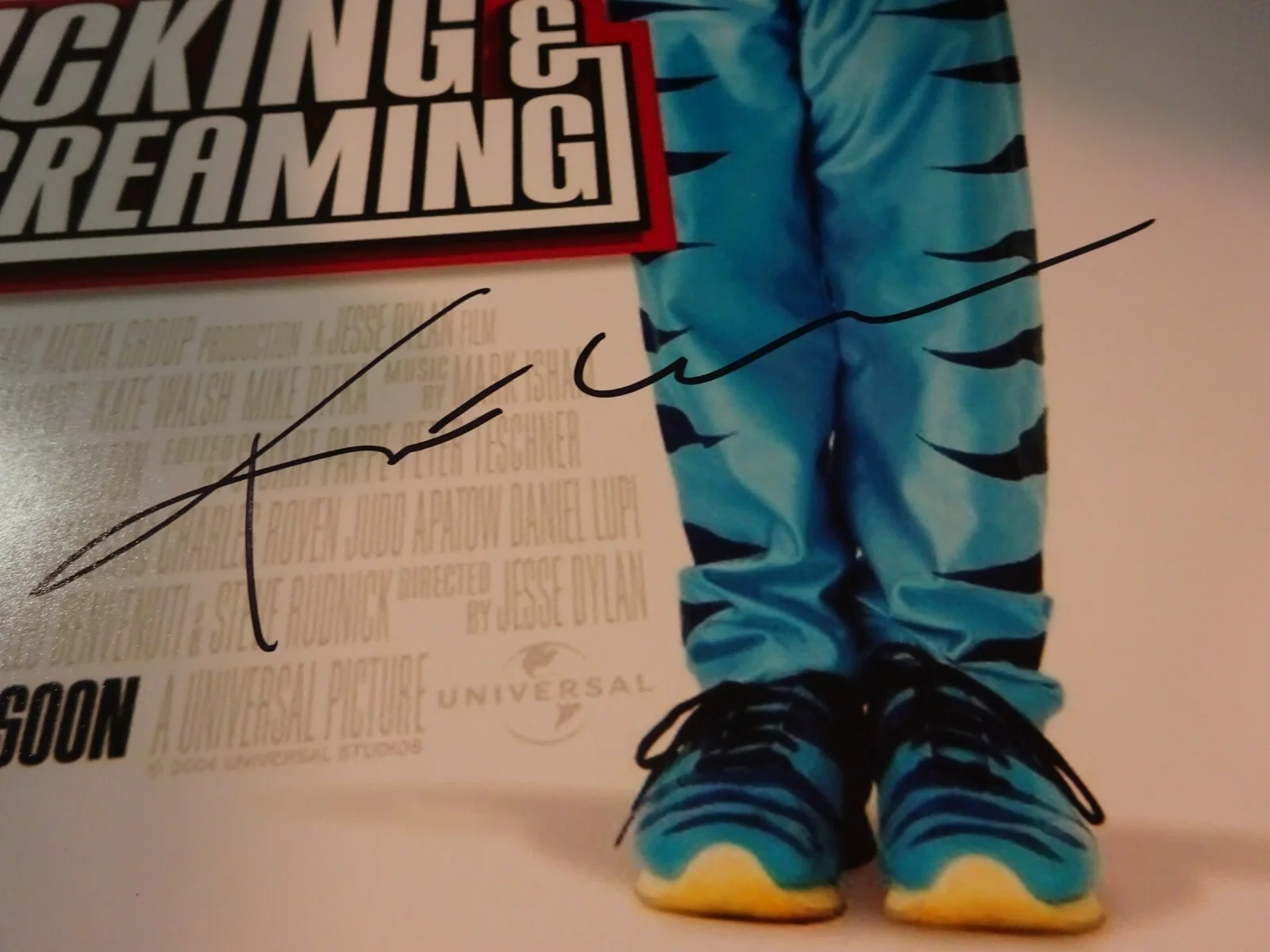 Kate Walsh — Signed KATE WALSH Autographed KICKING & SCREAMING 12"x18" Photo BECKETT BAS COA, image 4