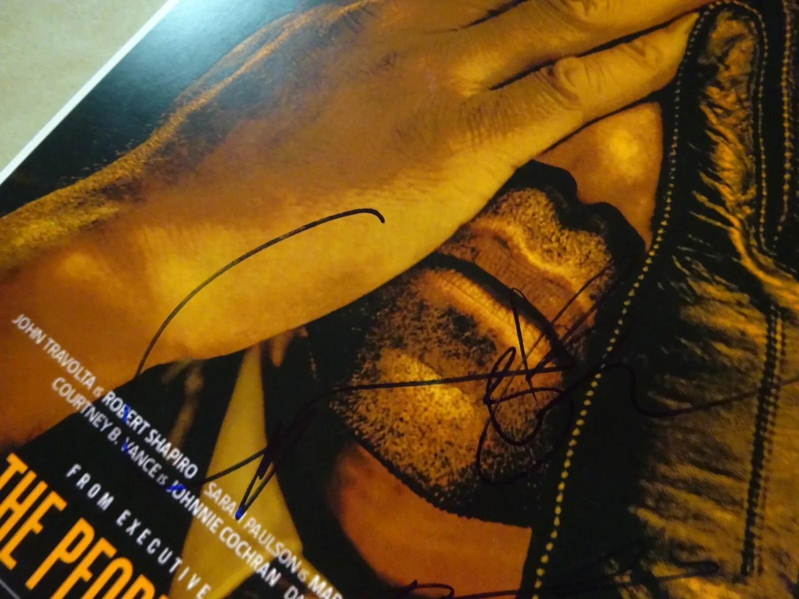 John Travolta, Courtney Vance — Signed JOHN TRAVOLTA COURTNEY VANCE The People V OJ Simpson 11x17 BECKETT COA, изображение 4