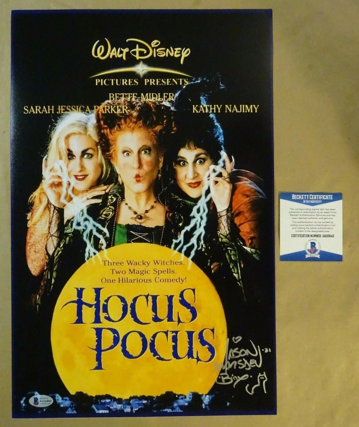 Jason Marsden — Signed JASON MARSDEN Autographed HOCUS POCUS 11"x17" Photo BECKETT BAS COA