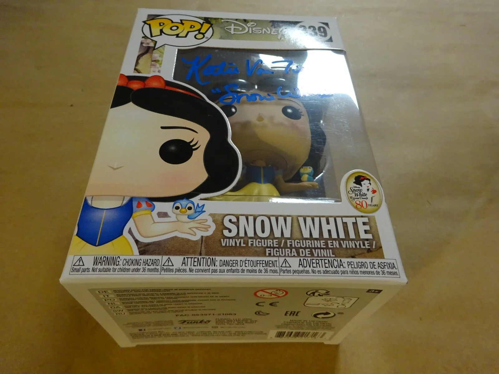 Katie Von Till — Signed Katie Von Till Autographed Snow White #339 Funko Pop Beckett BAS COA, image 2