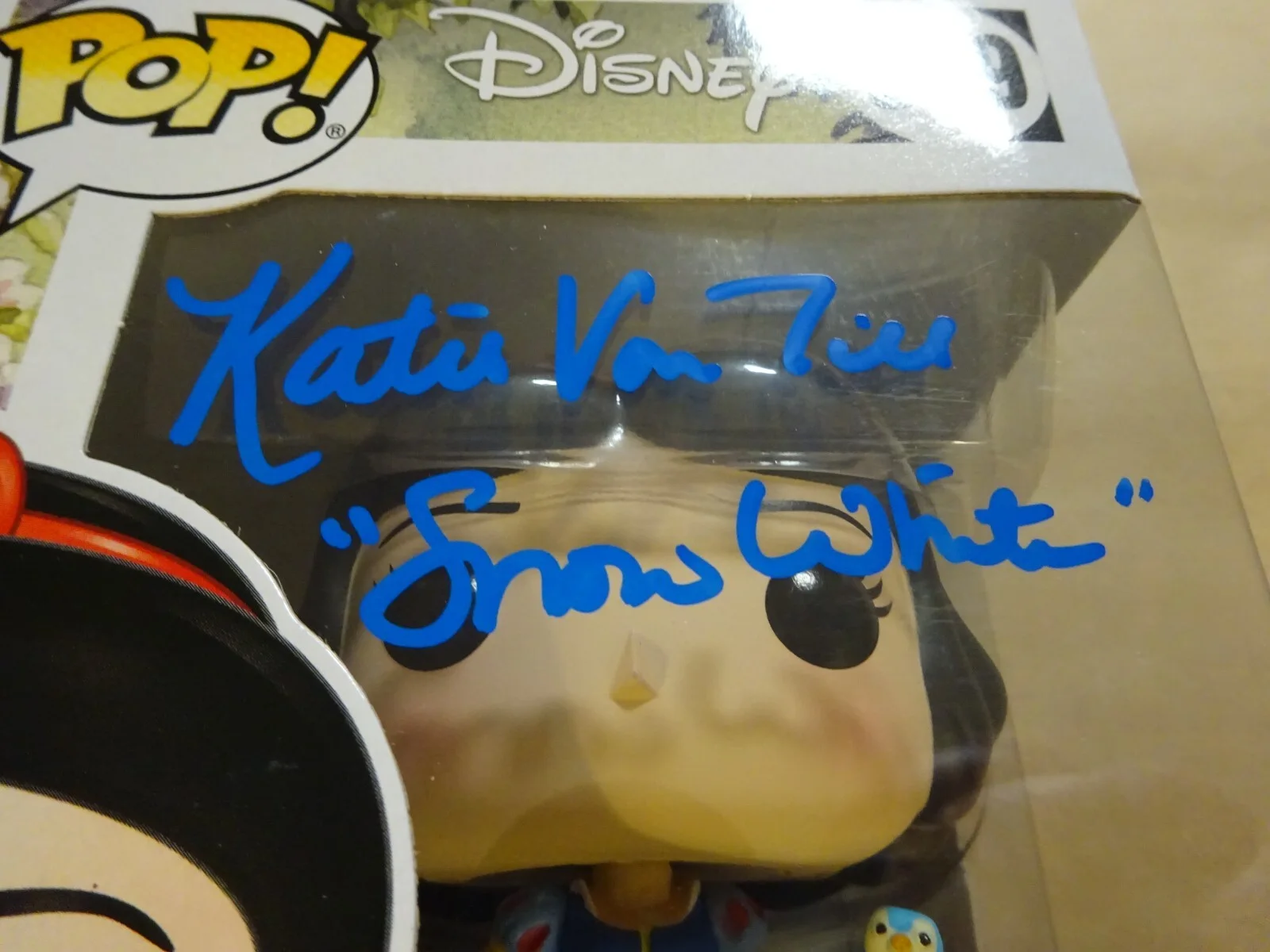 Katie Von Till — Signed Katie Von Till Autographed Snow White #339 Funko Pop Beckett BAS COA, image 4