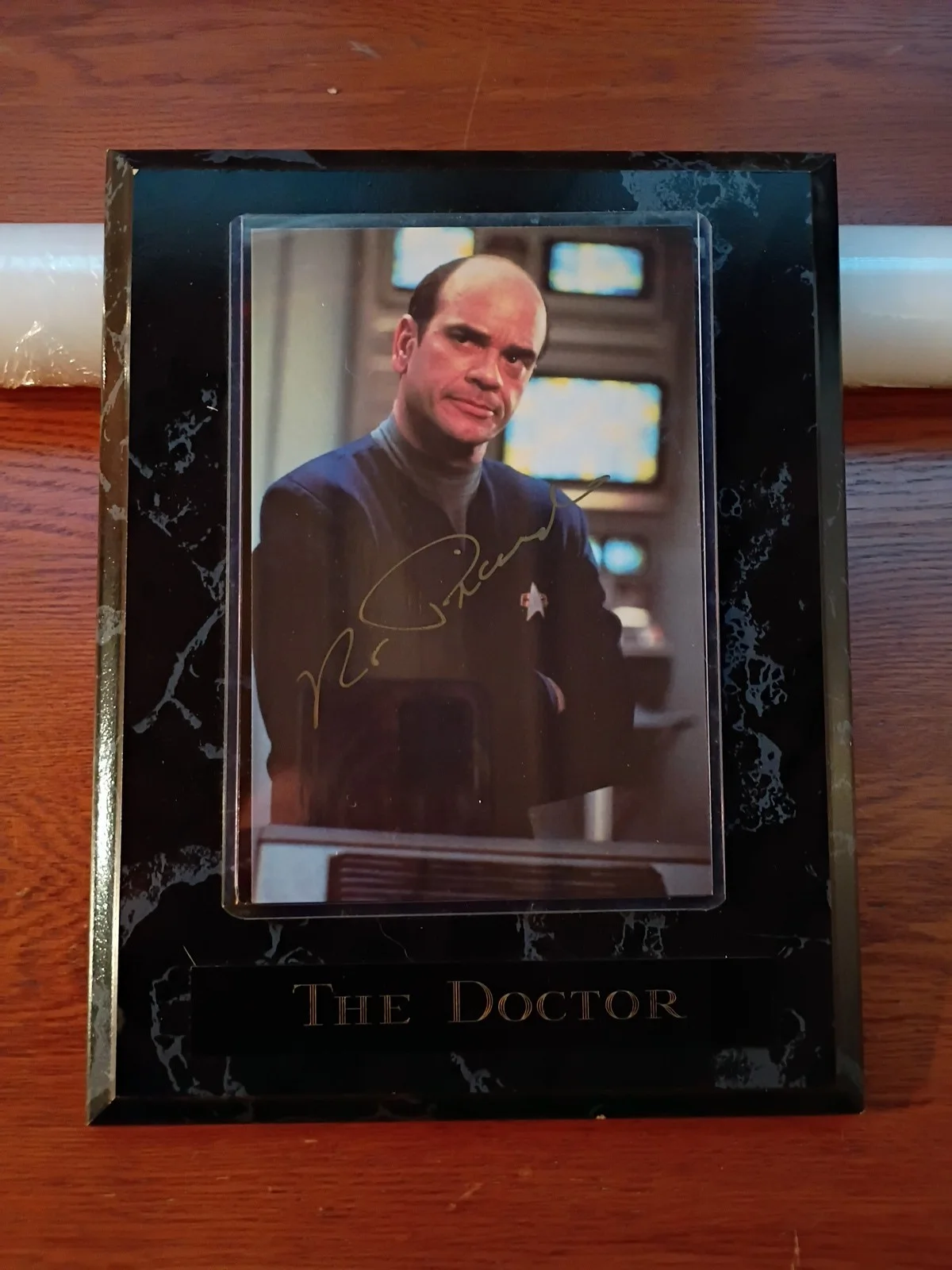 Robert Picardo — Robert Picardo Autograph Hand Signed "Dr." STAR TREK Voyager 4x6 Rare On Plaque