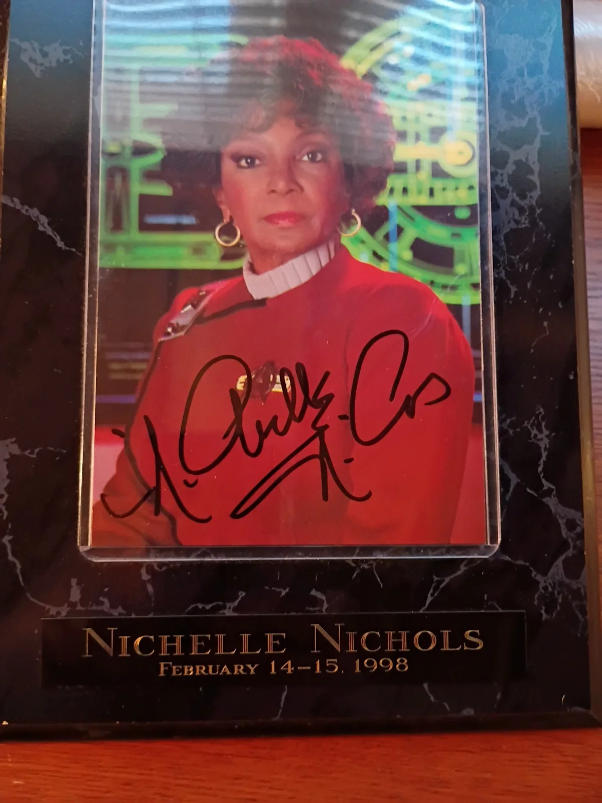 Nichelle Nichols — Nichelle Nichols Signed 6x4 Photo On A Plaque- STAR TREK - ICONIC Lt Uhura, изображение 5