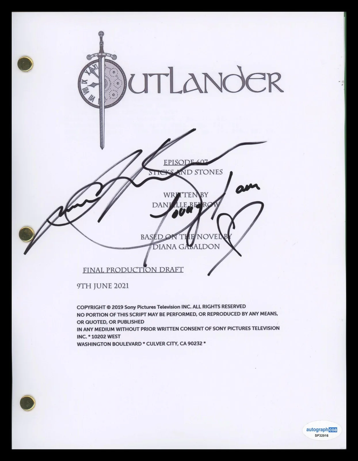 John Bell — John Bell "Outlander" AUTOGRAPH Signed 'Sticks and Stones' Episode Script ACOA