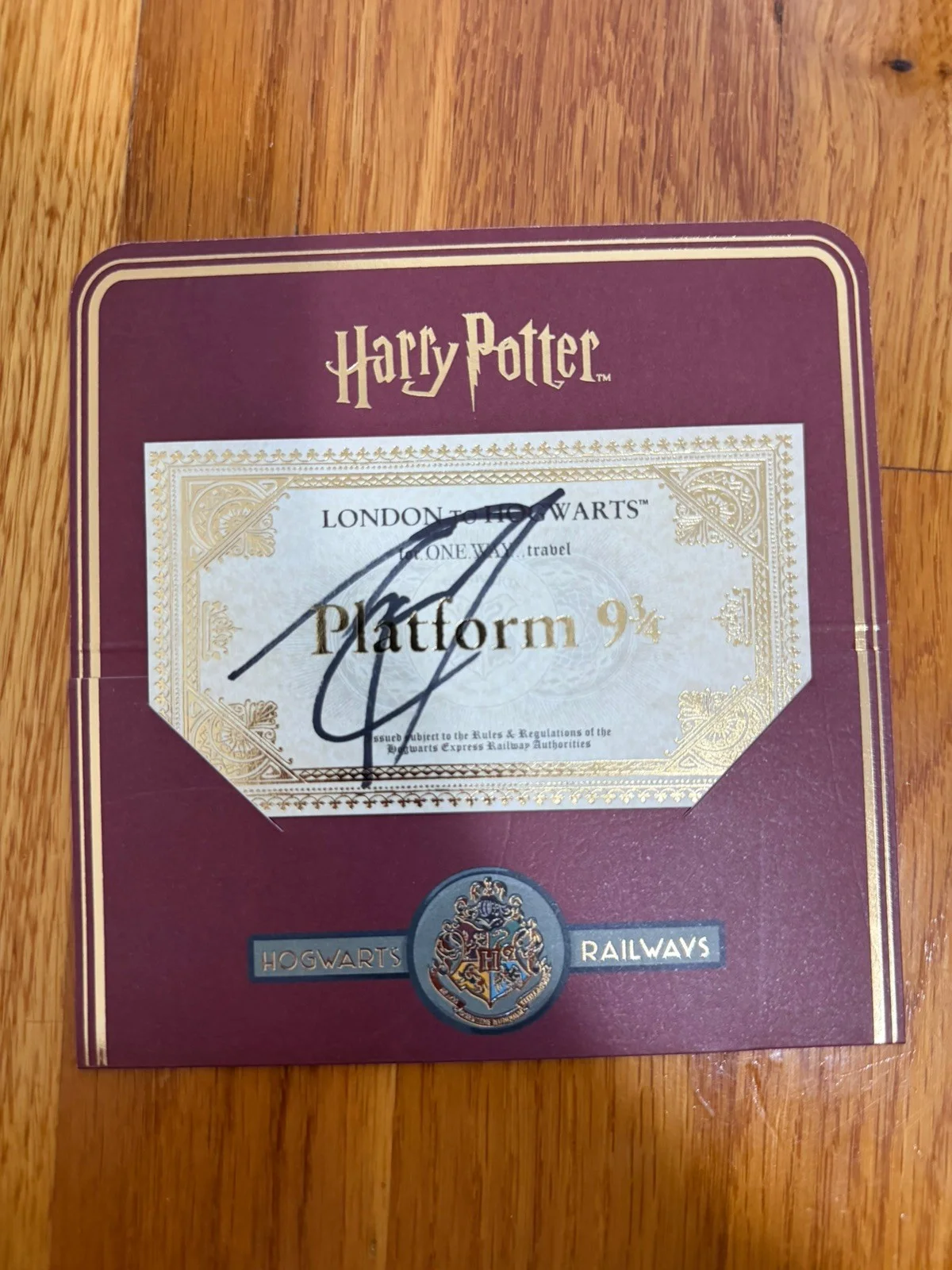 Daniel Radcliffe — Daniel Radcliffe Signed Autograph Harry Potter Train Ticket platform 9 3/4, изображение 2