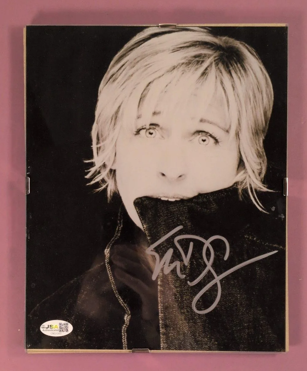 Ellen DeGeneres Autographed B&W Photo JSA Basic Certified CM27263, image 3