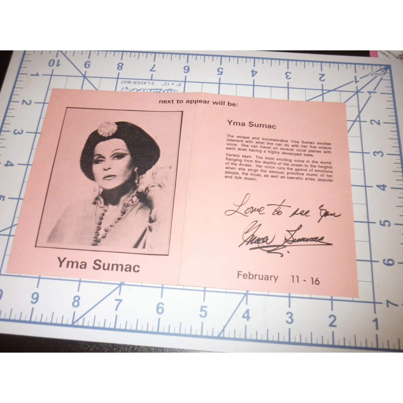 Yma Sumac SIGNED Autograph 1986 Vine St Bar & Grill Hollywood Exotica Ephemera, изображение 2