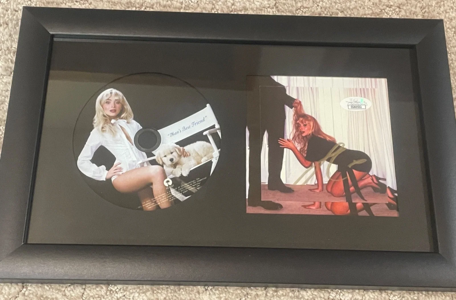 SABRINA CARPENTER — SABRINA CARPENTER MANS BEST FRIEND SEXY CD RARE SIGNED AUTO 7x12 FRAMED JSA COA, image 3
