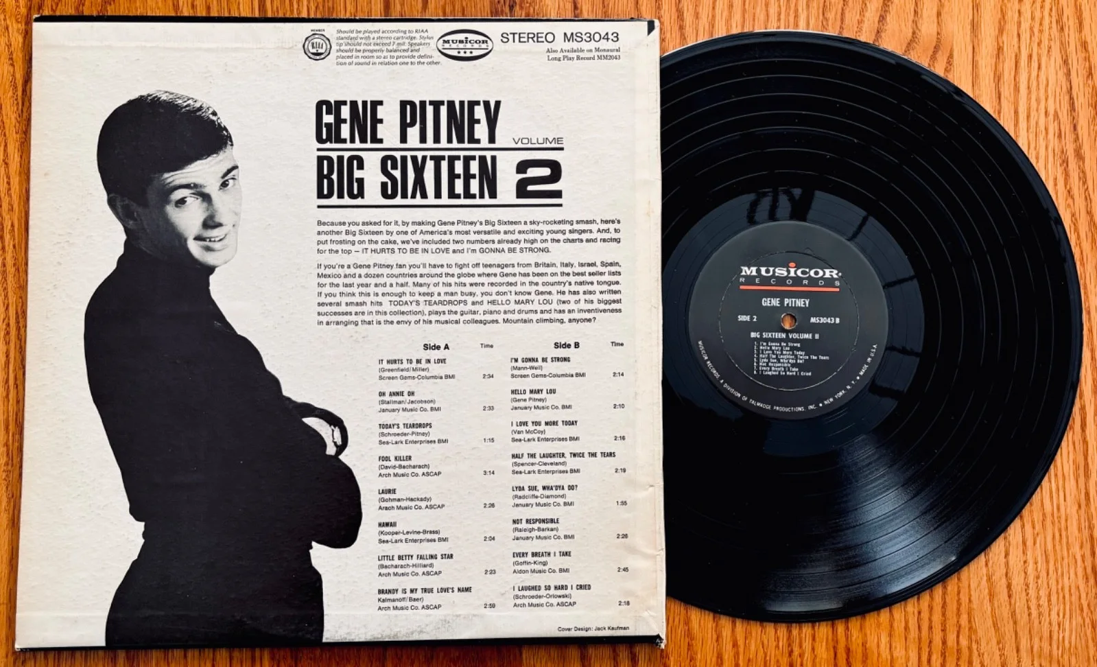 GENE PITNEY Signed BIG SIXTEEN VOLUME II Album~MUSICOR #MS3043 ~ Near Mint!, изображение 2