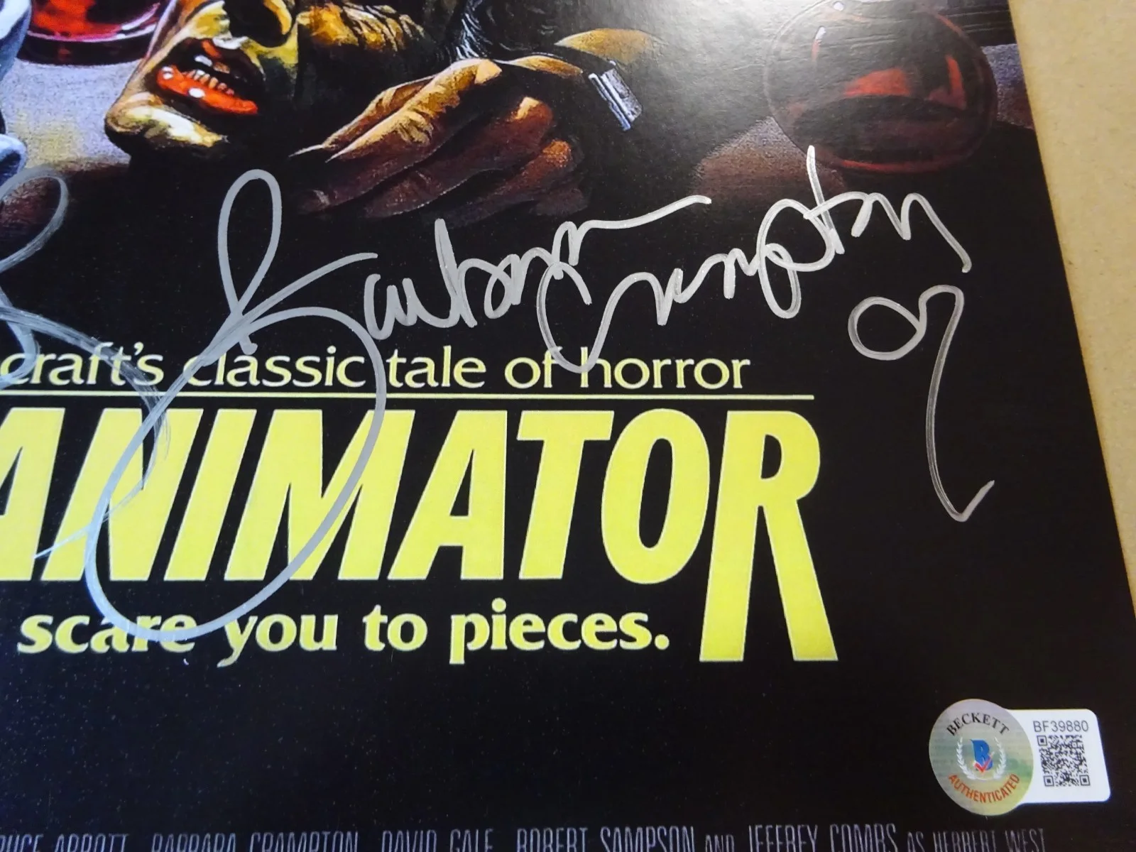 Jeffrey Combs, Barbara Crampton — Signed Jeffrey Combs & Barbara Crampton Re-Animator 11"x17" Photo BAS COA, изображение 5