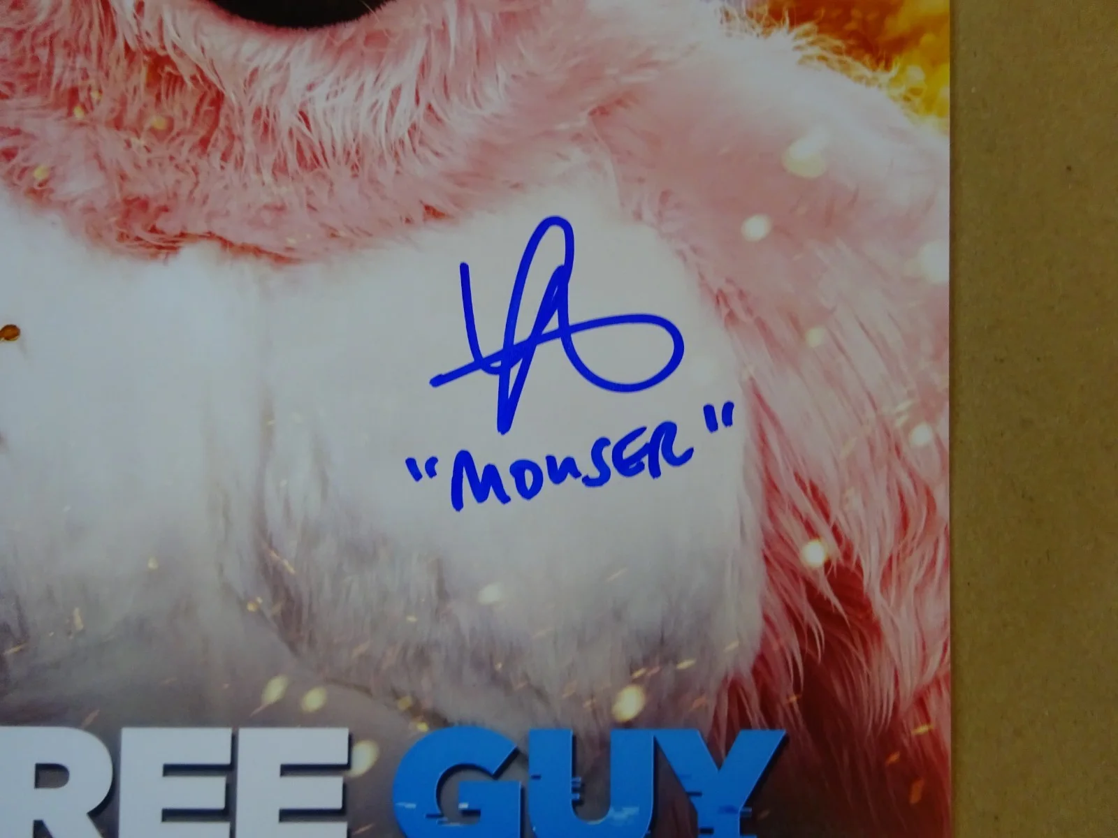 Utkarsh Ambudkar — Signed Utkarsh Ambudkar Autographed Free Guy 8"x12" Photo JSA COA, image 3
