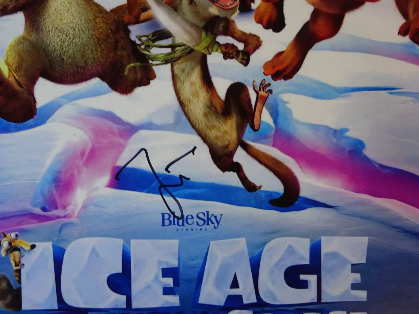 Jesse Tyler Ferguson — Signed Jesse Tyler Ferguson Autographed Ice Age 11"x17" Photo, изображение 3