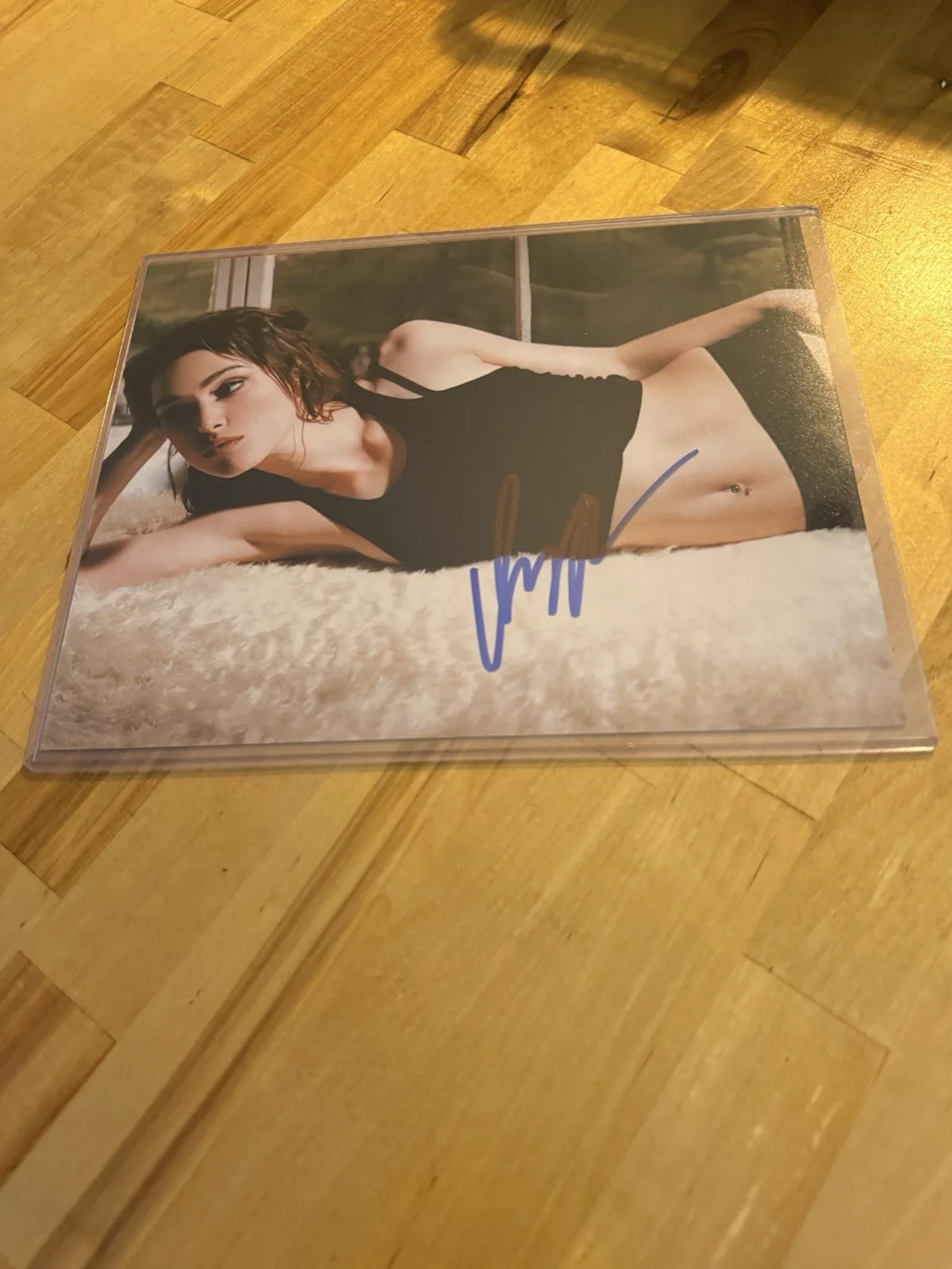 Autographed Keira Knightley Actress Sexy 8 x 10 Photo Signed with COA, изображение 2