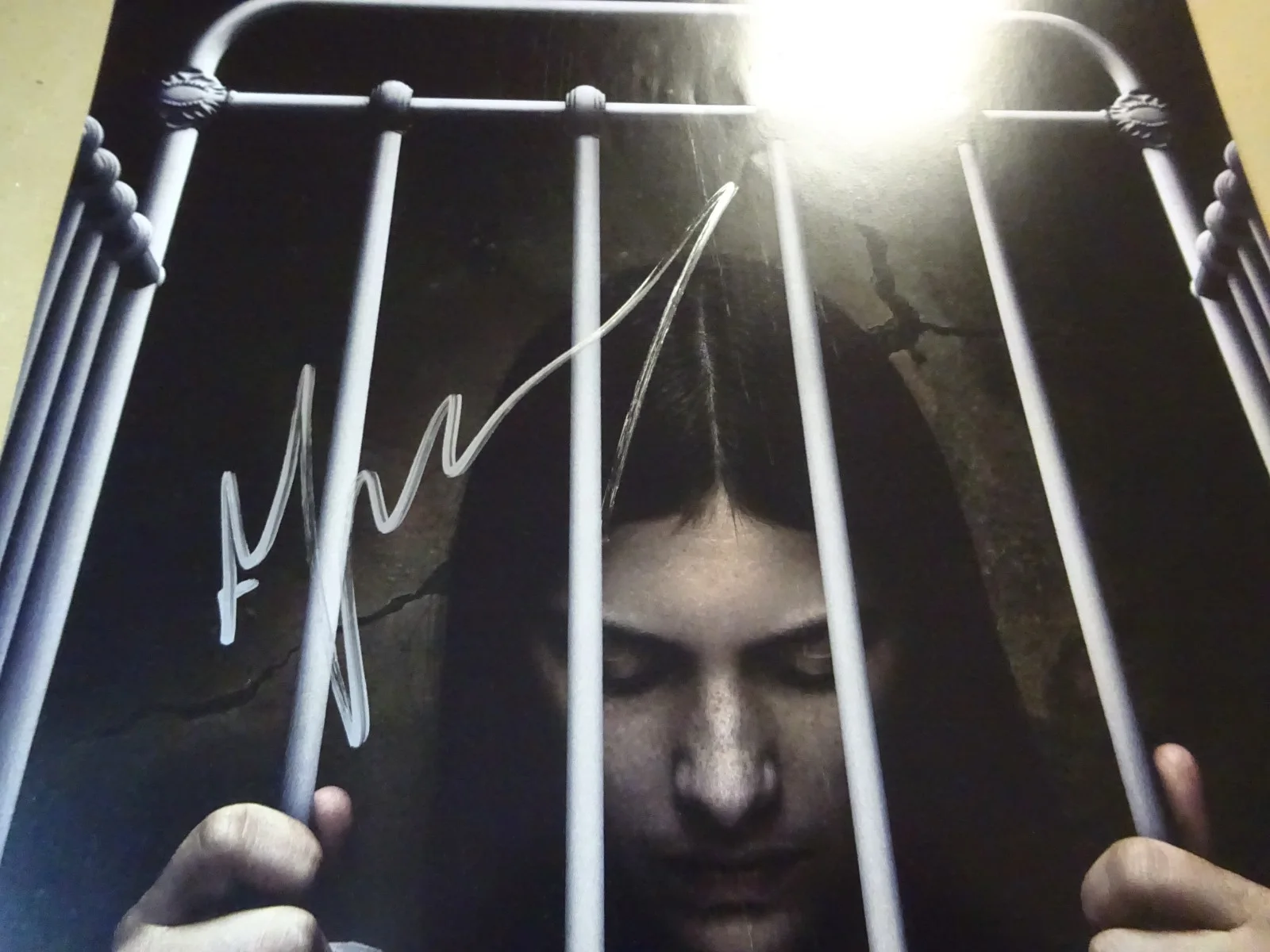 M Night Shyamalan — Signed M Night Shyamalan Autographed Servant 11"x17" Photo Beckett BAS COA, изображение 4