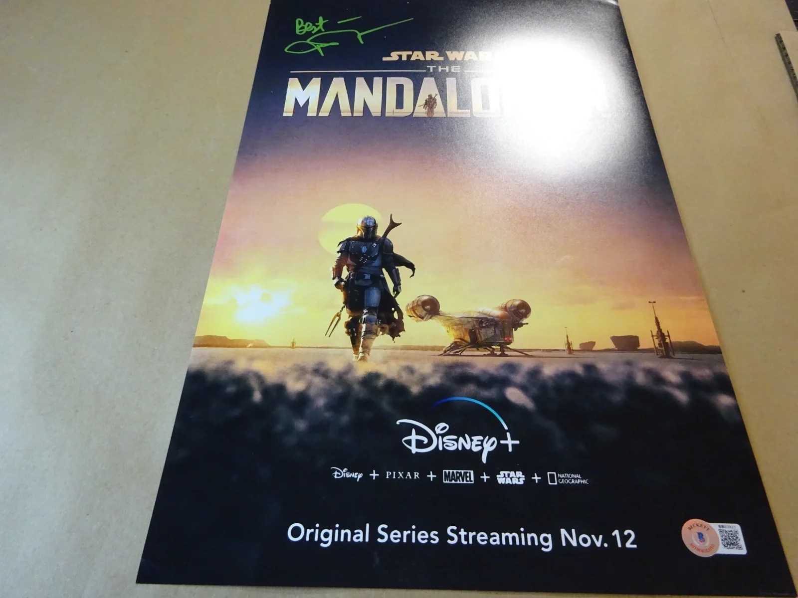 John Rosengrant — Signed John Rosengrant Autographed The Mandalorian 11"x17" Photo Beckett BAS COA, изображение 2
