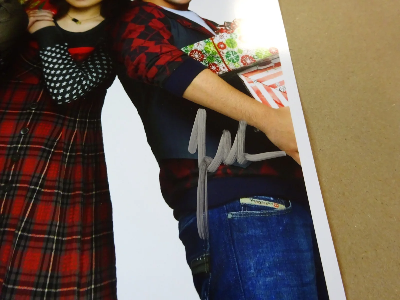 Drake Bell, Josh Peck — Signed Drake Bell & Josh Peck 8"x10" Photo Merry Christmas Drake & Josh JSA COA, изображение 5