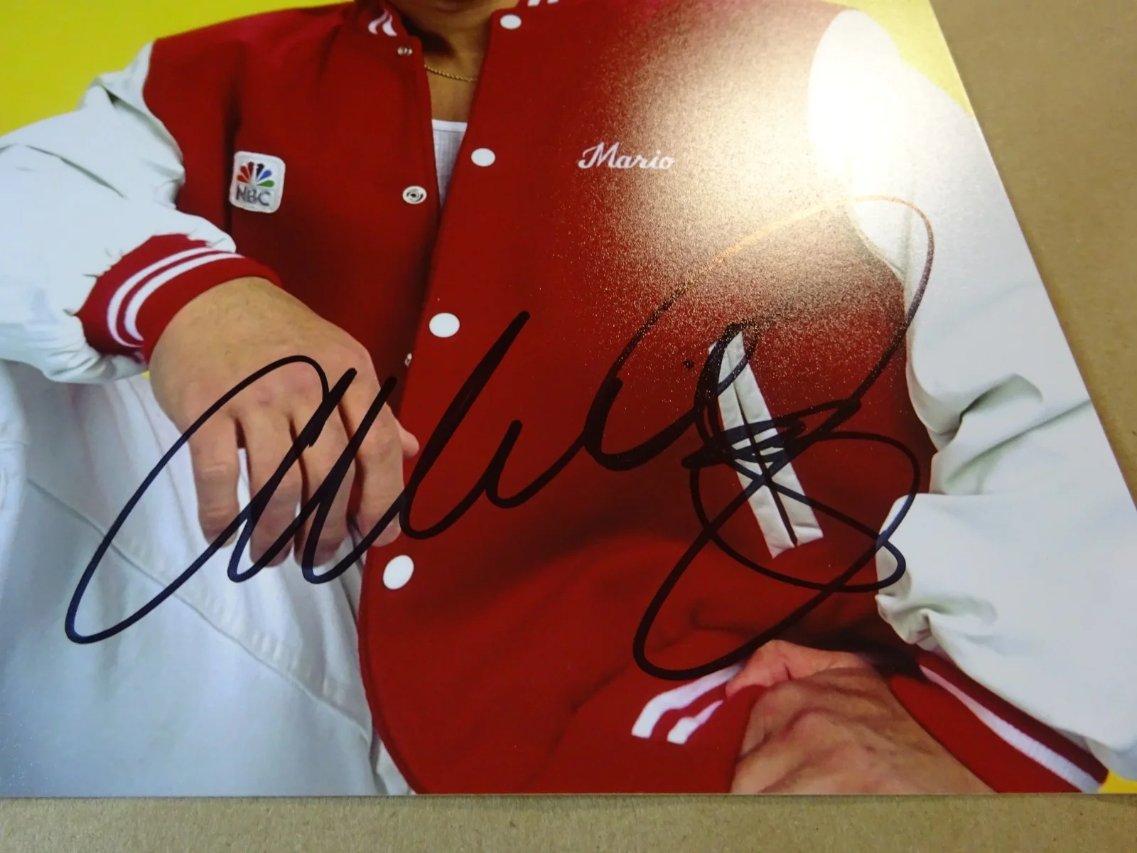 Mario Lopez — Signed Mario Lopez Autographed 8"x10" Photo Saved By The Bell JSA COA, изображение 4