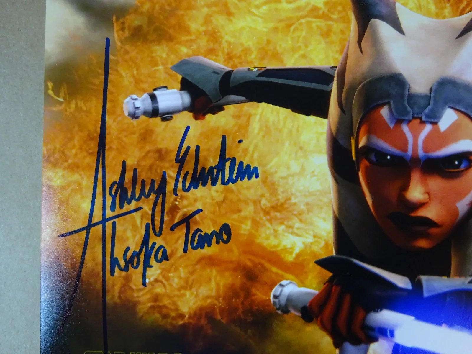 Ashley Eckstein — Signed Ashley Eckstein Autographed 8"x10" Photo Star Wars Clone Wars JSA COA, image 3