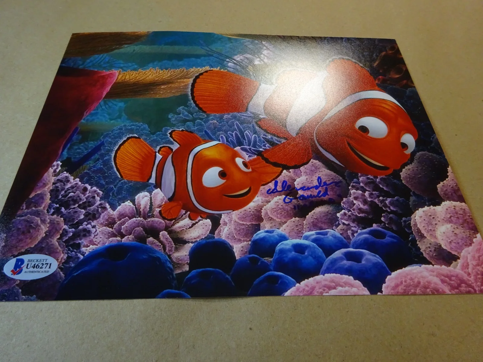 Alexander Gould — Autographed Alexander Gould Signed 8"x10" Photo Finding Nemo Beckett BAS COA, изображение 2