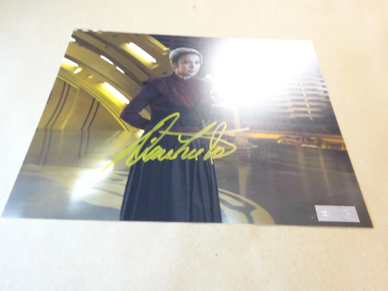 Diana Lee Inosanto — Signed Diana Lee Inosanto Autographed 8"x10" Photo Ahsoka FanExpo COA, изображение 3