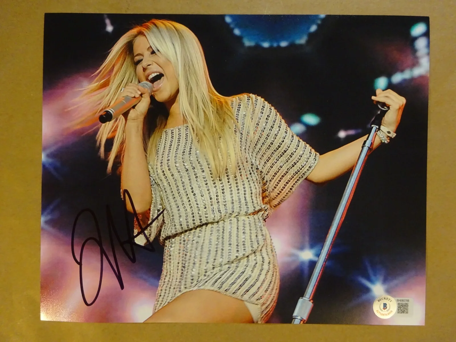 Julianne Hough — Autographed Julianne Hough Signed 8"x10" Photo Beckett BAS COA
