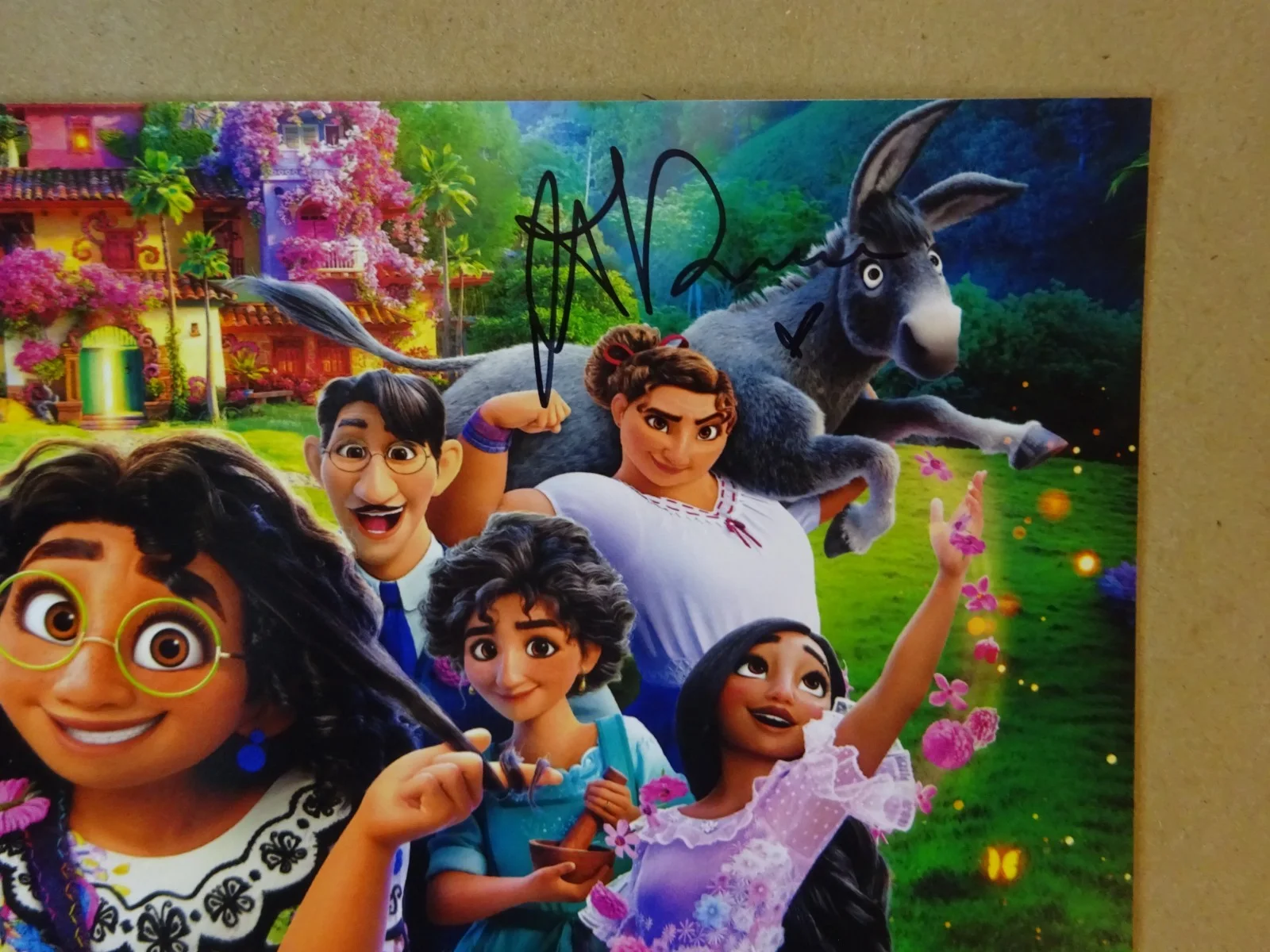 Jessica Darrow — Autographed Jessica Darrow Signed 8"x10" Photo Disney Encanto JSA COA, image 3