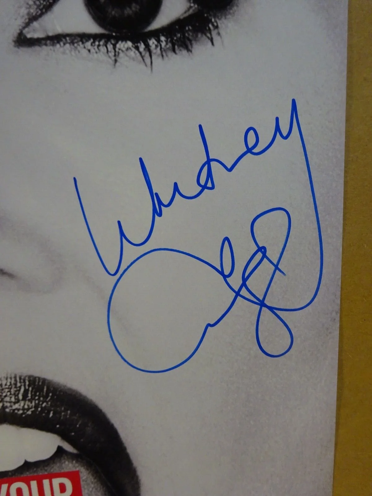 Whitney Cummings — Signed Whitney Cummings Autographed HBO I'm Your Girlfriend 11x17 Photo BAS COA, image 3