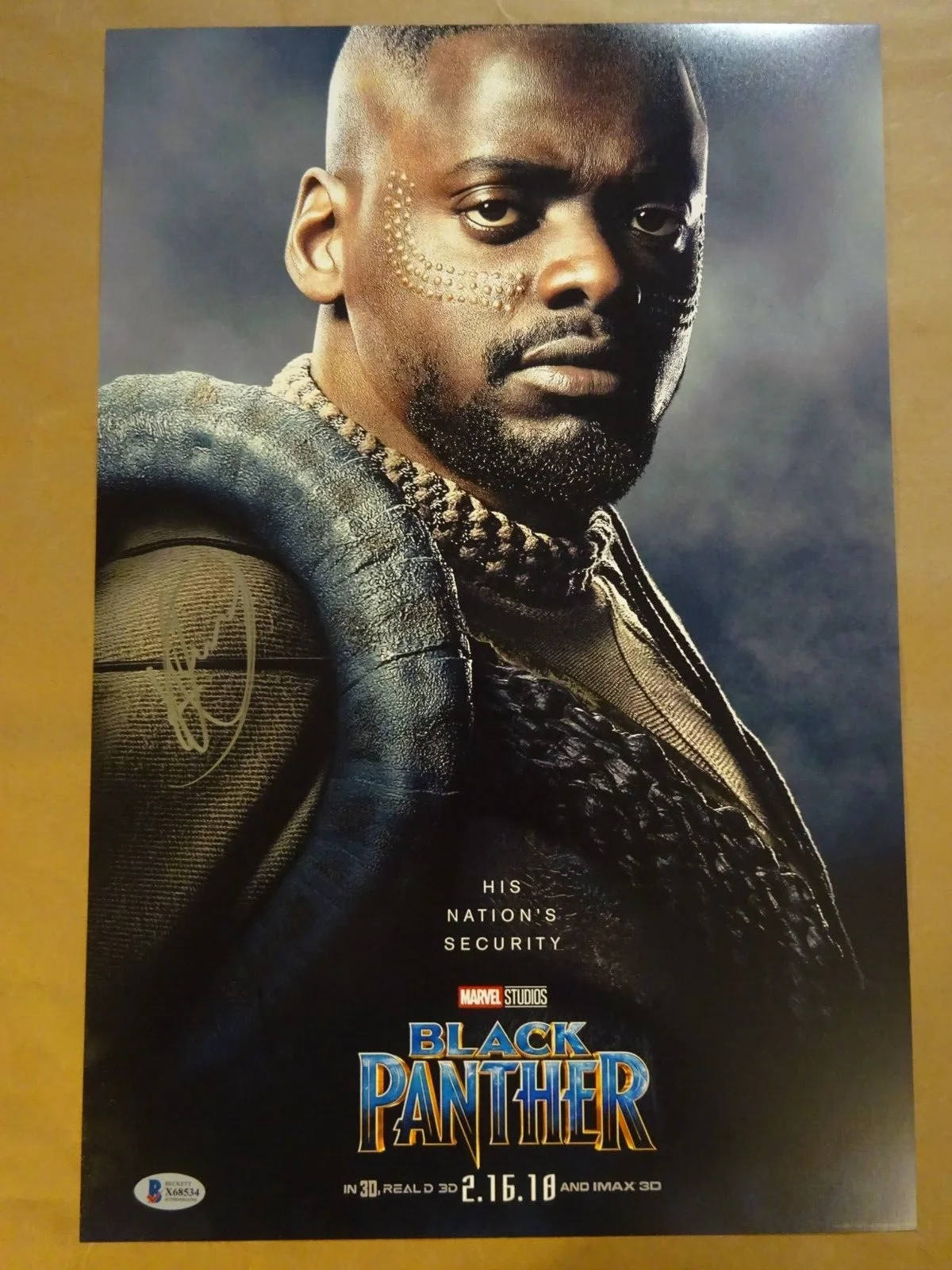 Daniel Kaluuya — Signed Black Panther Autographed 12"X18" Photo By Daniel Kaluuya Beckett BAS COA, image 2