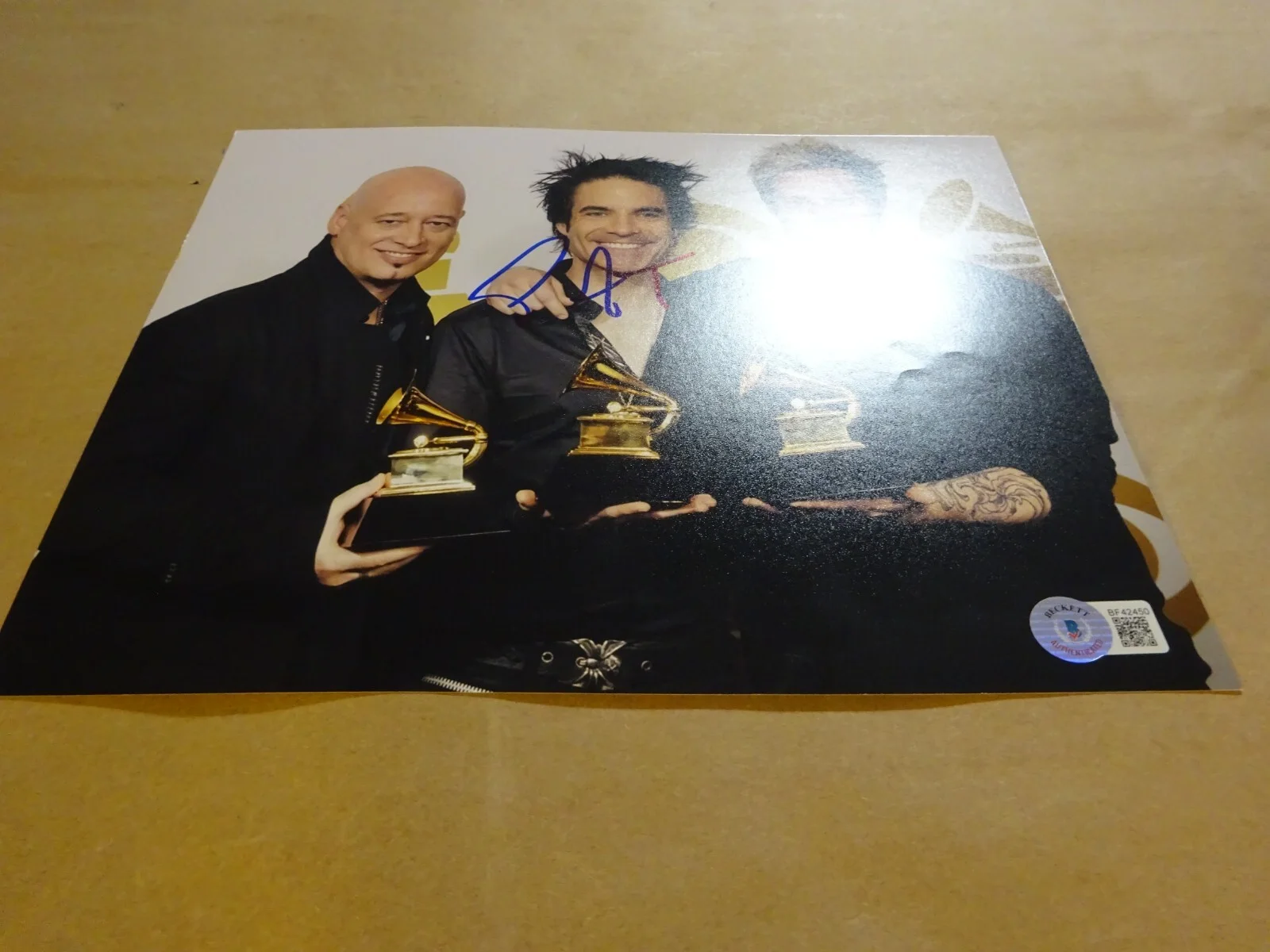 Autographed Pat Monahan Signed 8"x10" Train Photo Beckett BAS COA, изображение 2