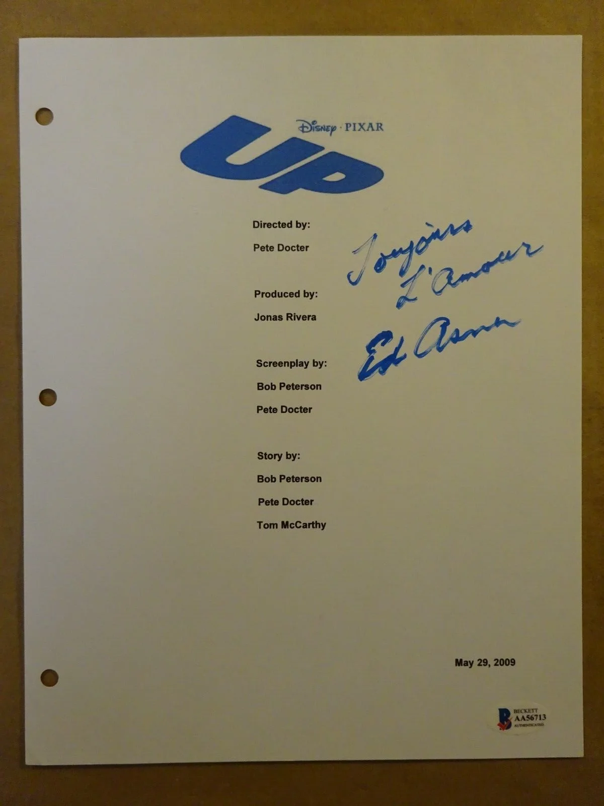 Ed Asner — Autographed ED ASNER Signed Disney UP Script Cover Beckett BAS COA, image 2