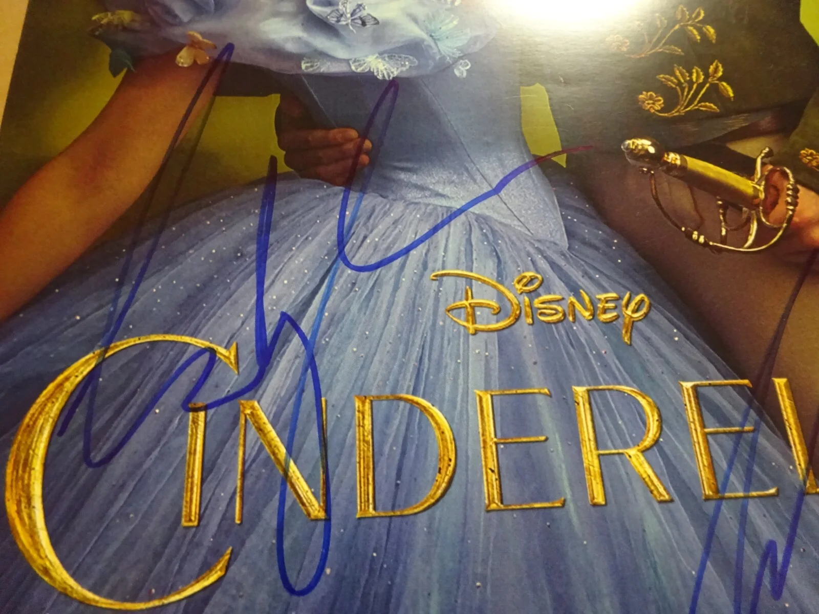 Lily James, Richard Madden — Cinderella 11"X17" Photo Signed By Lily James & Richard Madden Beckett BAS COA, image 5