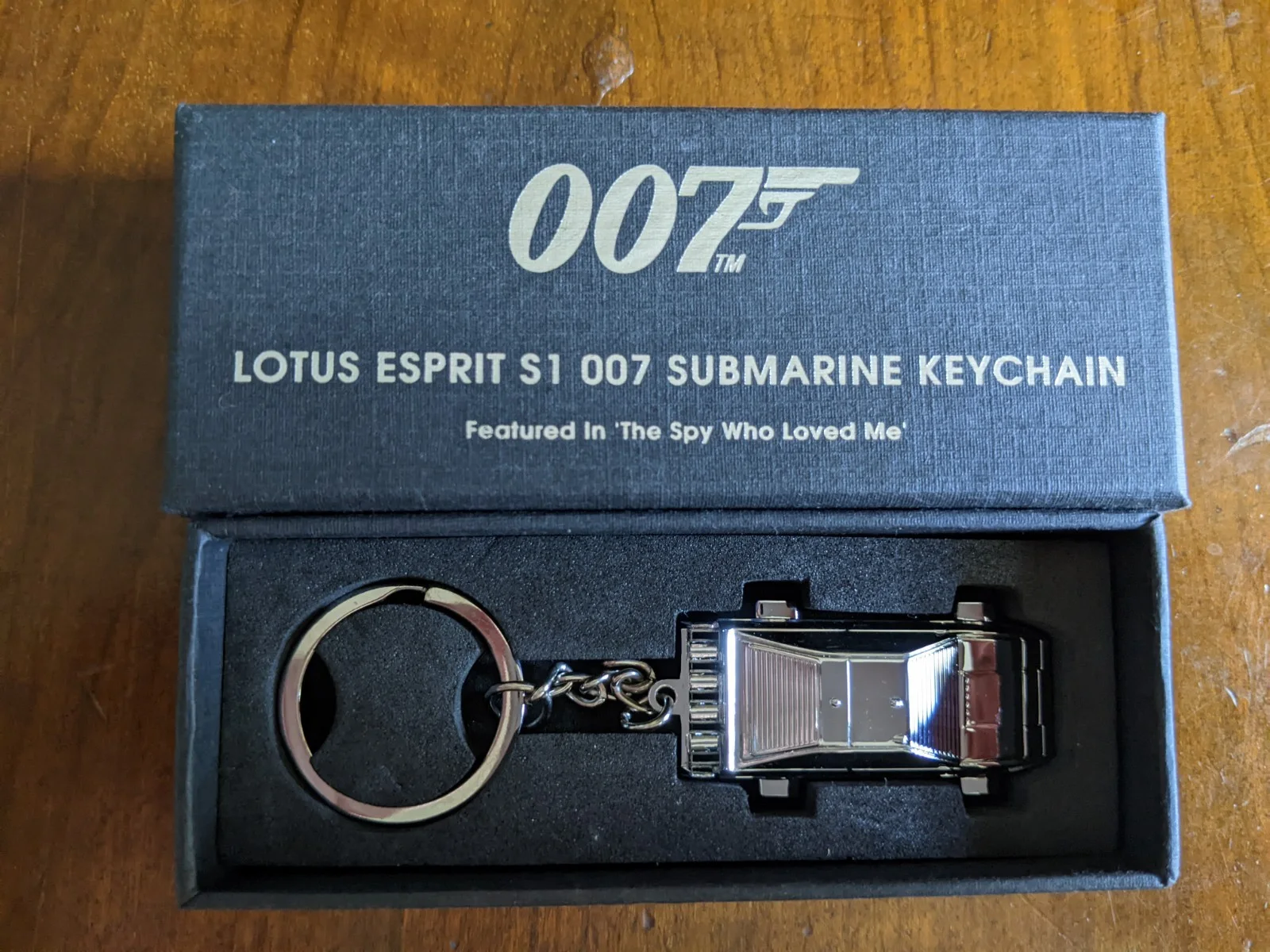 James Bond 007 Lotus Esprite Keyring From "The Spy Who Loved Me" MIB Now Rare., изображение 3