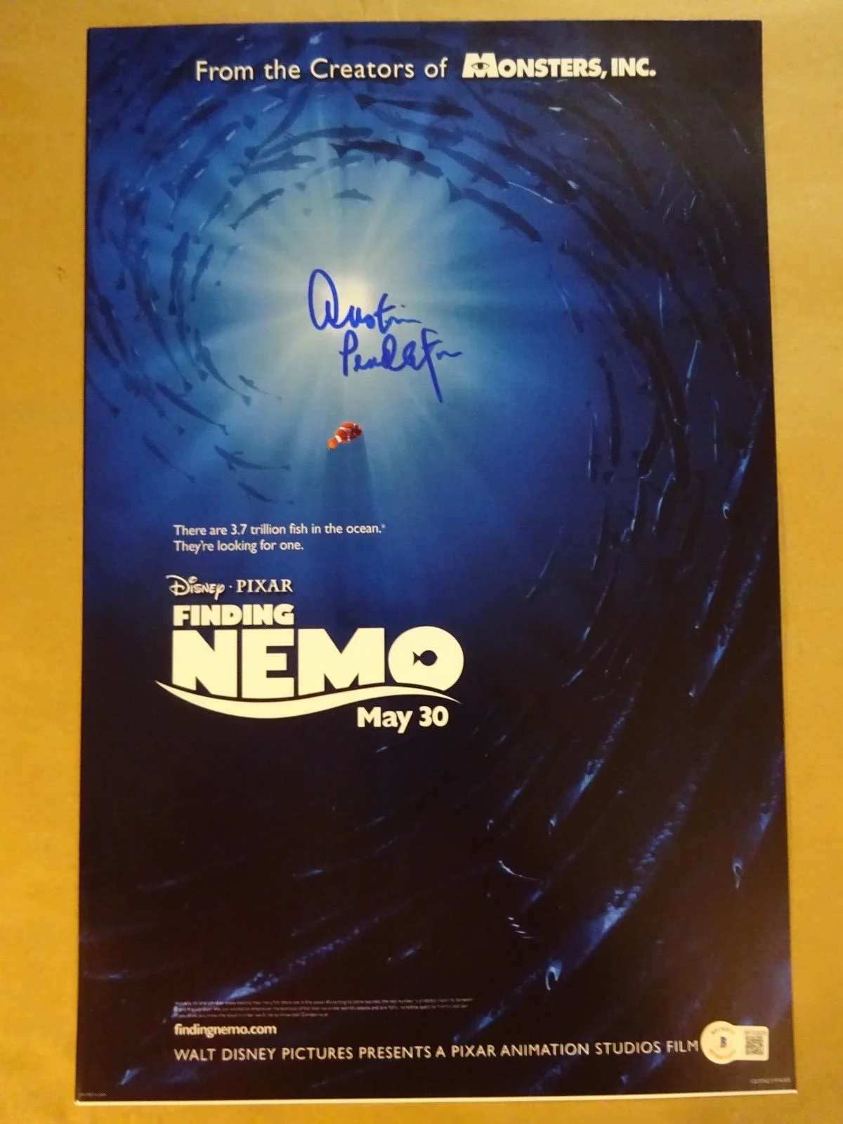Austin Pendleton — Signed Austin Pendleton Autographed Finding Nemo 11"x17" Photo Beckett COA