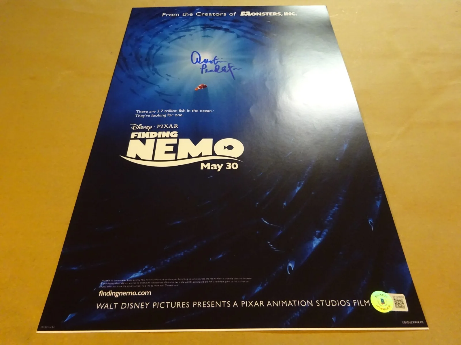 Austin Pendleton — Signed Austin Pendleton Autographed Finding Nemo 11"x17" Photo Beckett COA, изображение 2