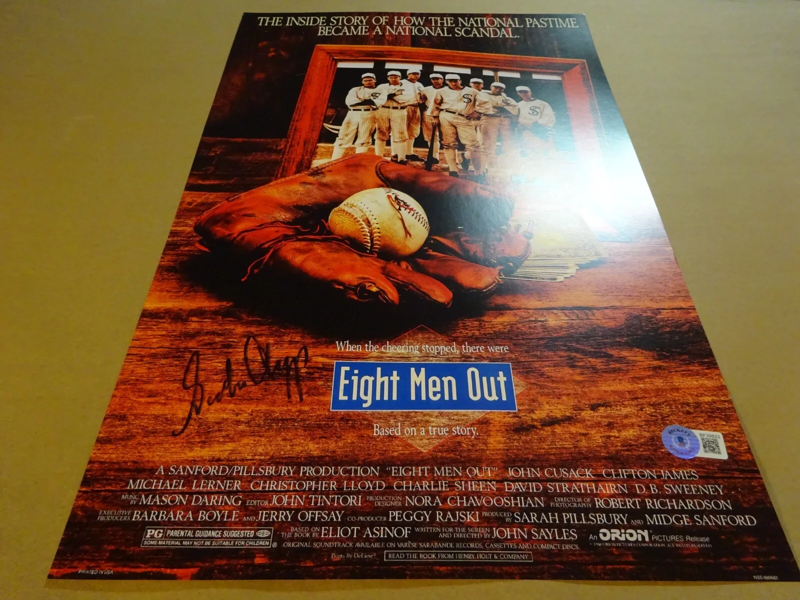 Gordon Clapp — Signed GORDON CLAPP Autographed EIGHT MEN OUT 11"x17" Photo Beckett BAS COA, изображение 2