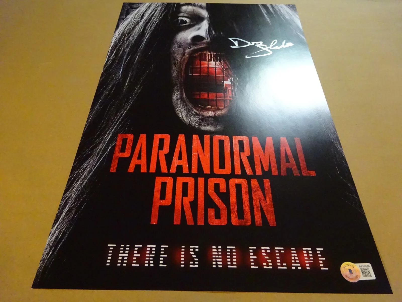 Don Shanks — Signed DON SHANKS Autographed PARANORMAL PRISON 11"x17" Photo Beckett BAS COA, изображение 2