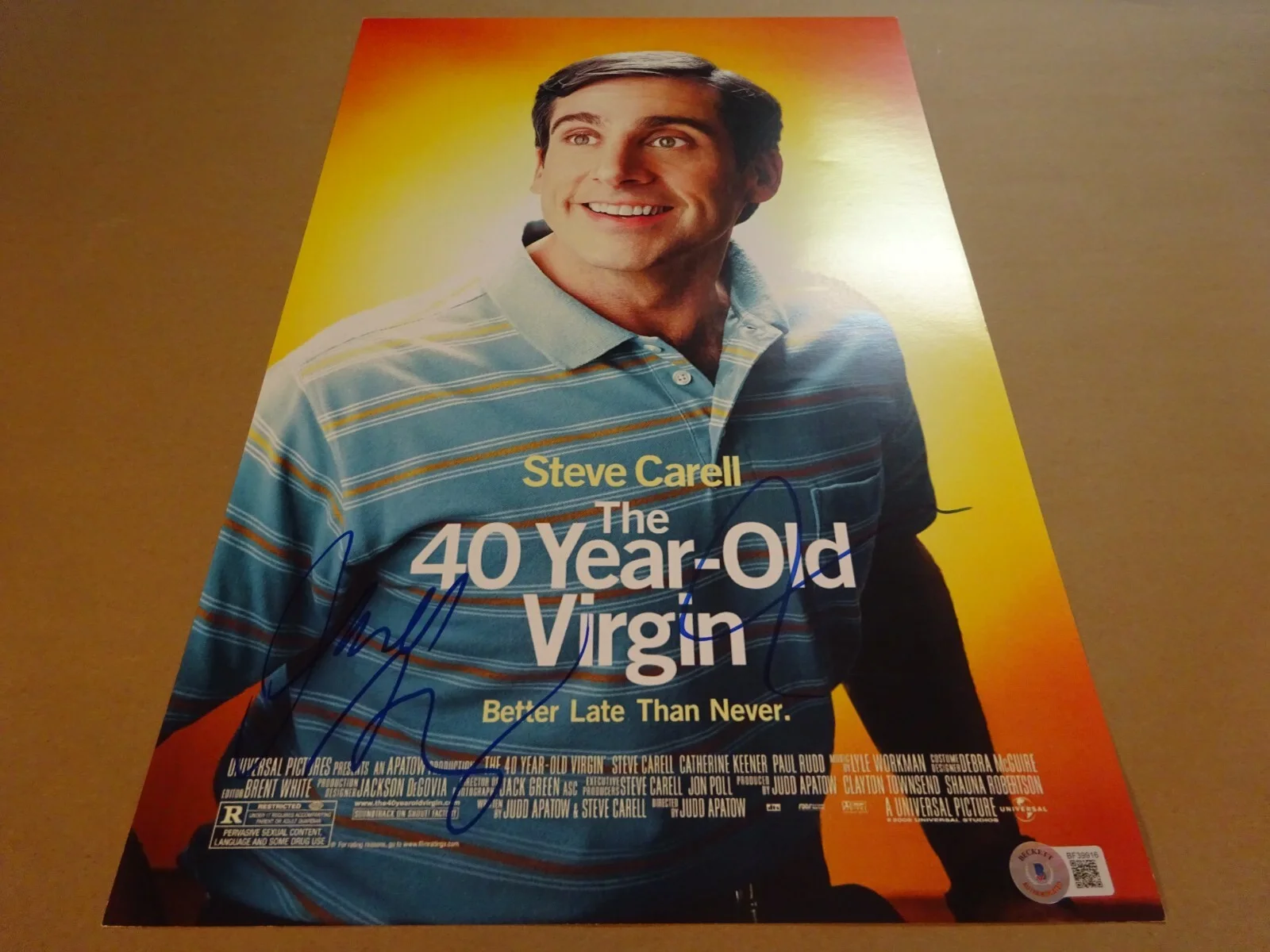 Judd Apatow, Seth Rogen — Signed JUDD APATOW & SETH ROGEN The 40 Year old Virgin 11"x17" Photo BAS COA, image 2