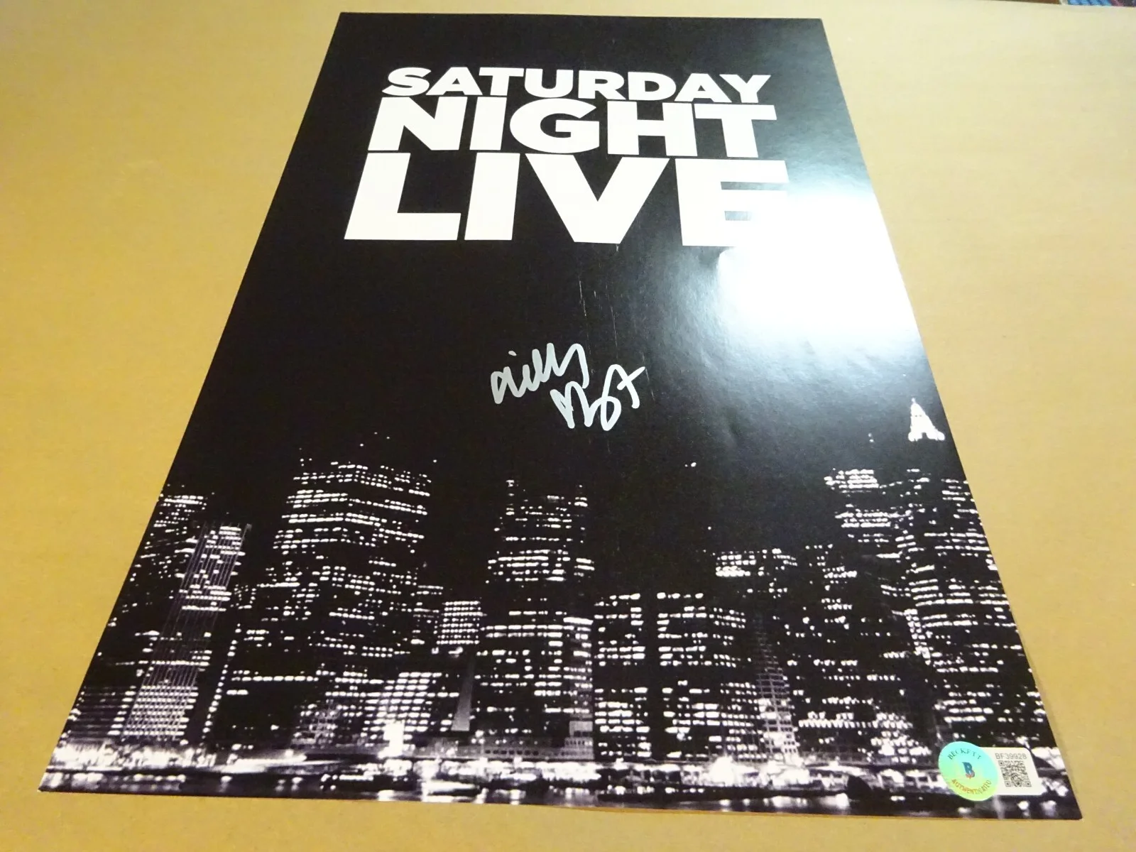Aidy Bryant — Signed AIDY BRYANT Autographed SATURDAY NIGHT LIVE 11"x17" Photo Beckett BAS COA, image 2