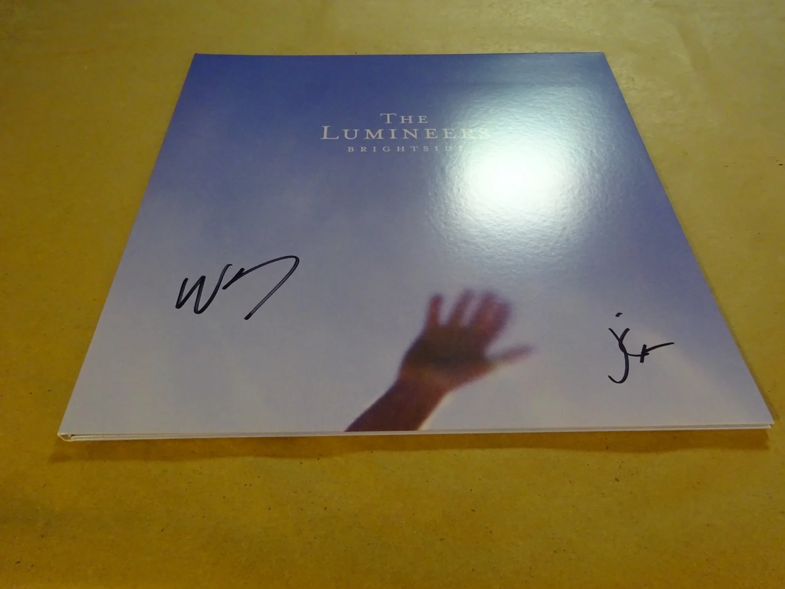 Signed THE LUMINEERS BRIGHTSIDE Cover WESLEY SCHULTZ & JEREMIAH FRAITES BAS COA, изображение 2